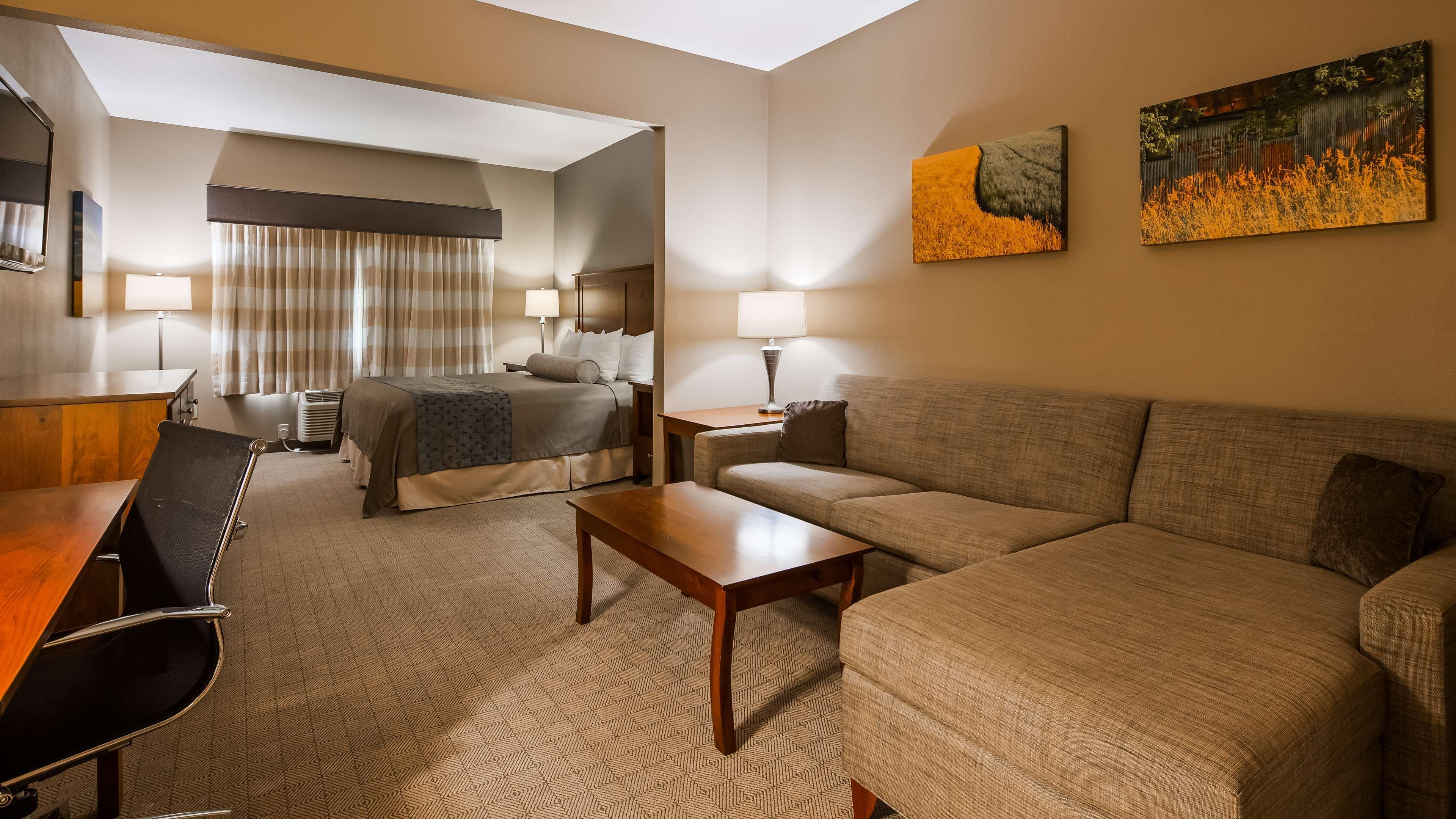 Best Western Plus Green Mill Village Hotel & Suites Arcola Ngoại thất bức ảnh